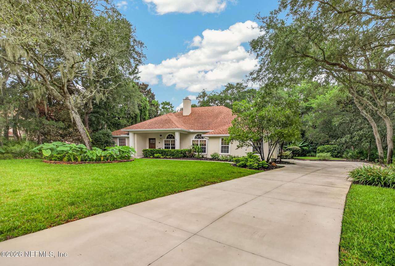 844 White Eagle Circle - Photo 1