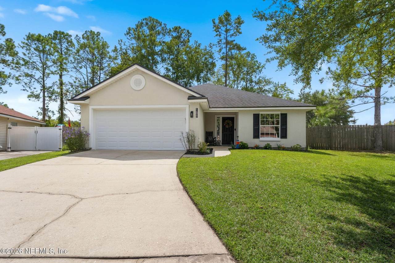 1699 Jayhawk Lane - Photo 1