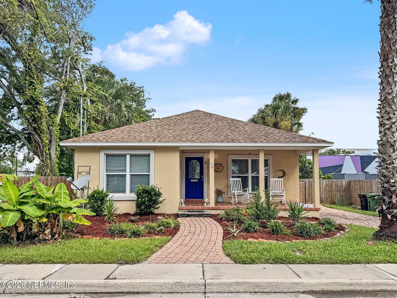 22 Bernard Street - Photo 1