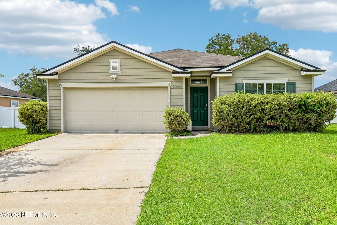 2344 Bonnie Lakes Drive - Photo 1