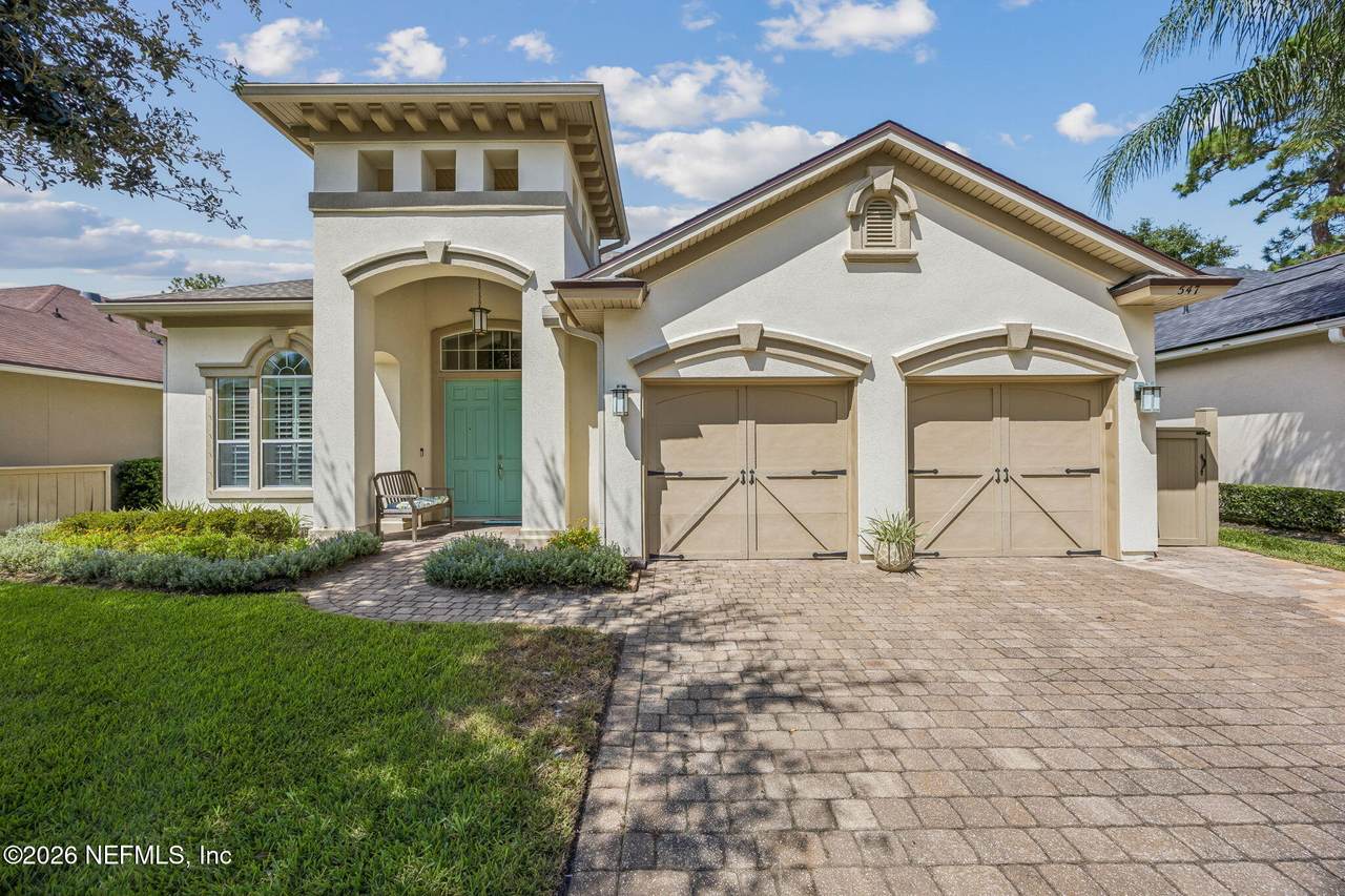 547 Patriots Way - Photo 1