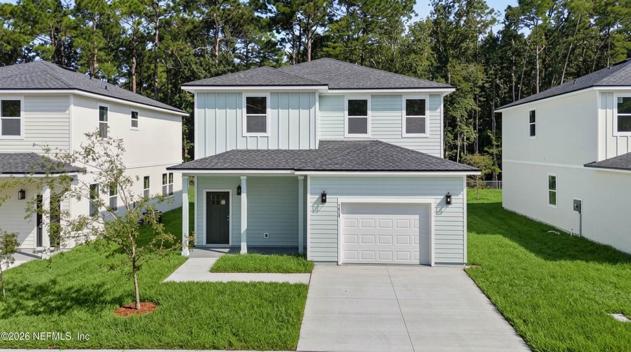 1479 Bertha Street - Photo 1