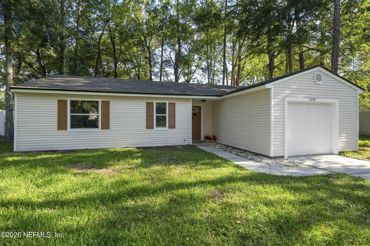 2698 Pinewood Boulevard - Photo 1