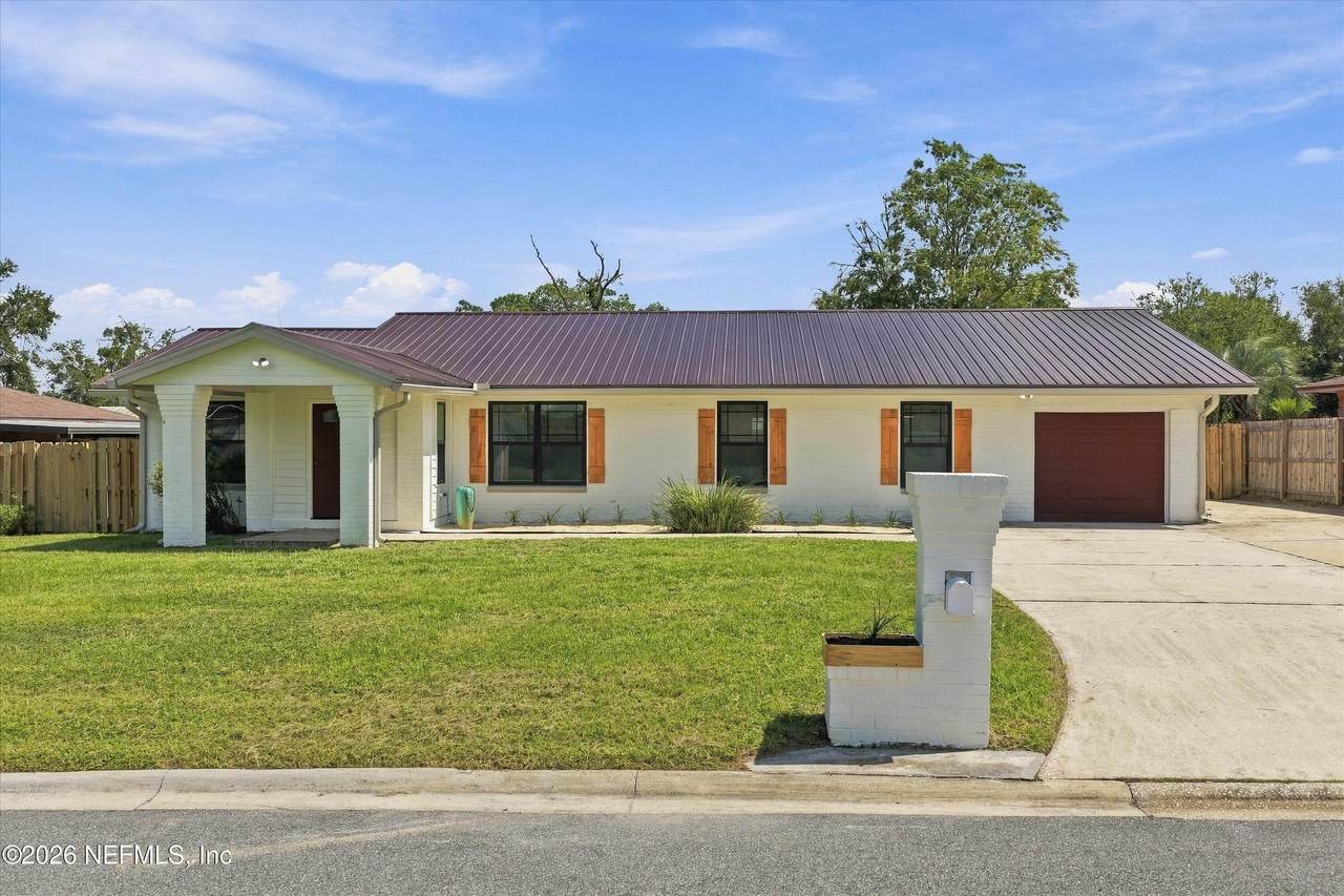 5479 Harden Avenue - Photo 1