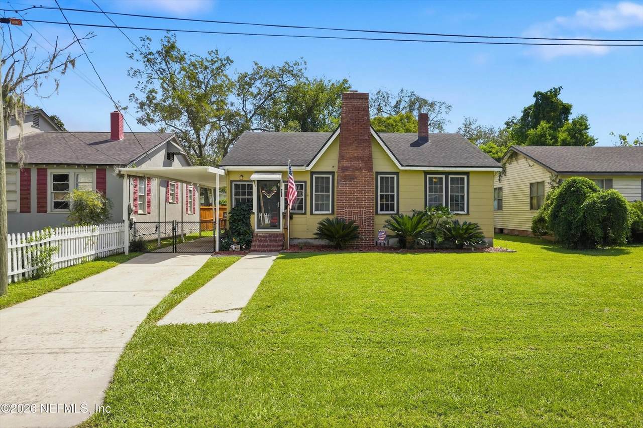 5372 Colonial Avenue - Photo 1