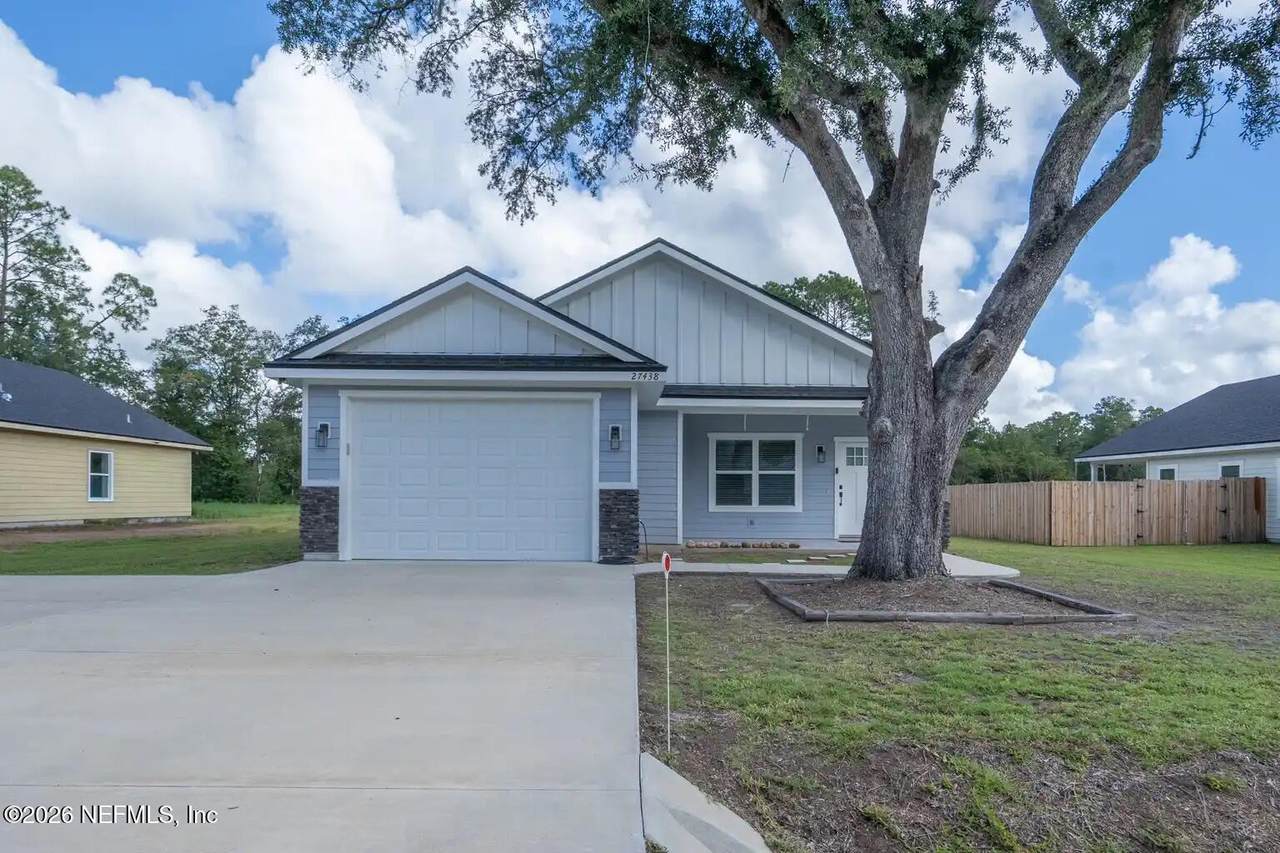 27438 4TH Avenue - Photo 1