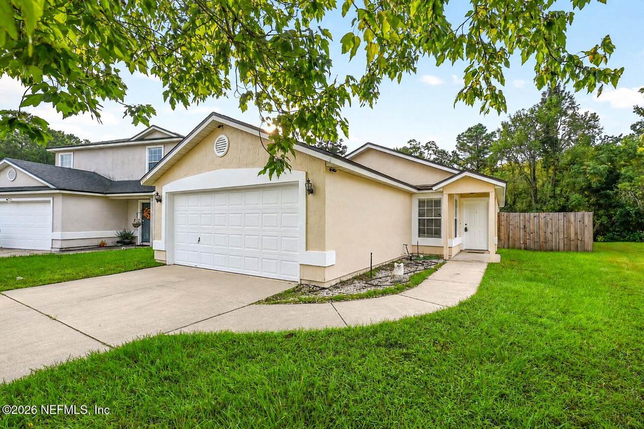 1949 Longneedle Lane - Photo 1