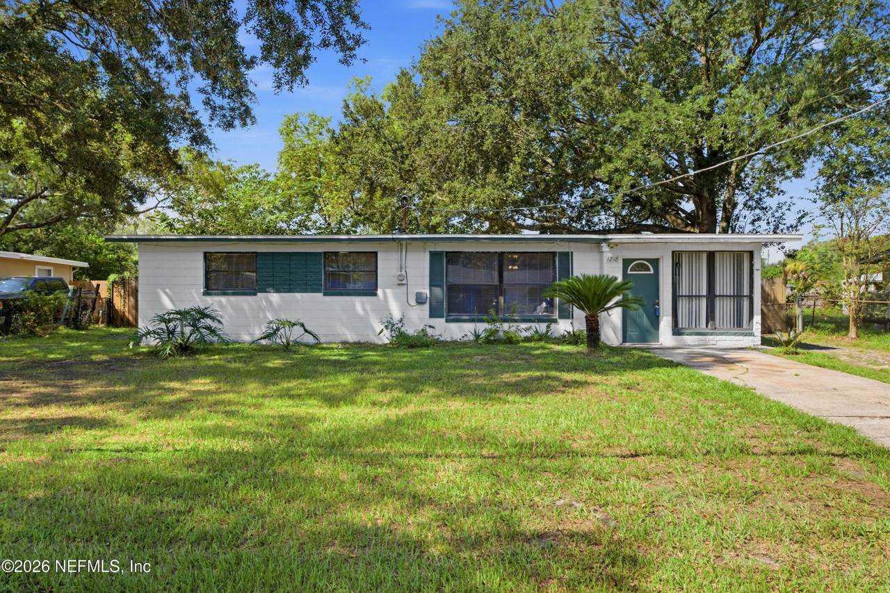 1818 Sunrise Drive - Photo 1