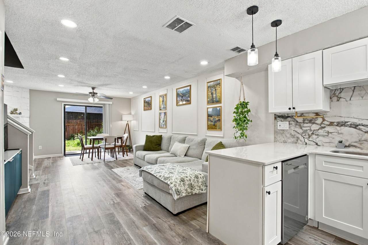 11632 Dunes Way Drive - Photo 1