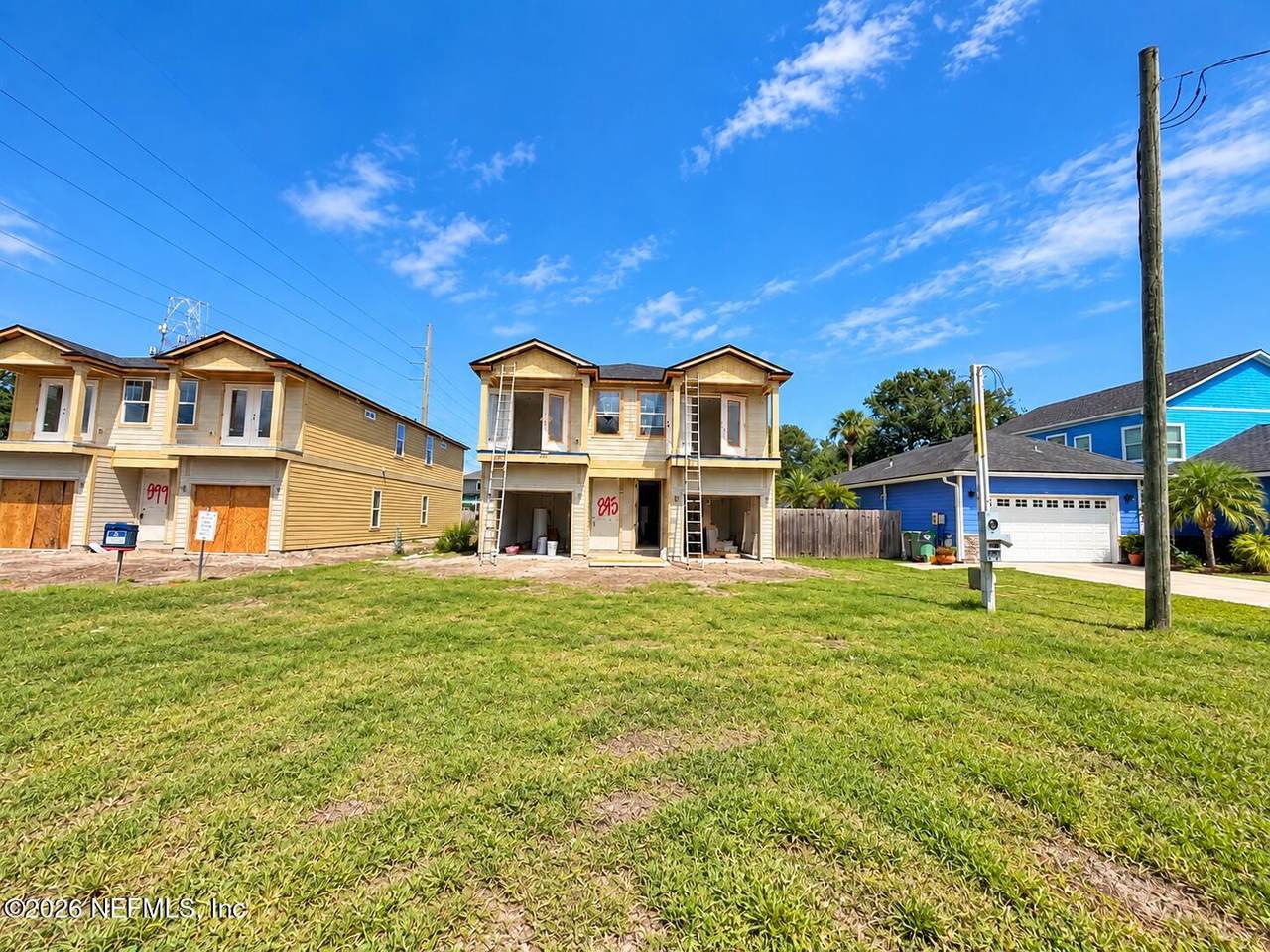 873 11TH Avenue - Photo 1