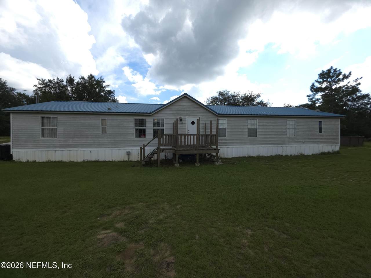 633 Marion Avenue - Photo 1