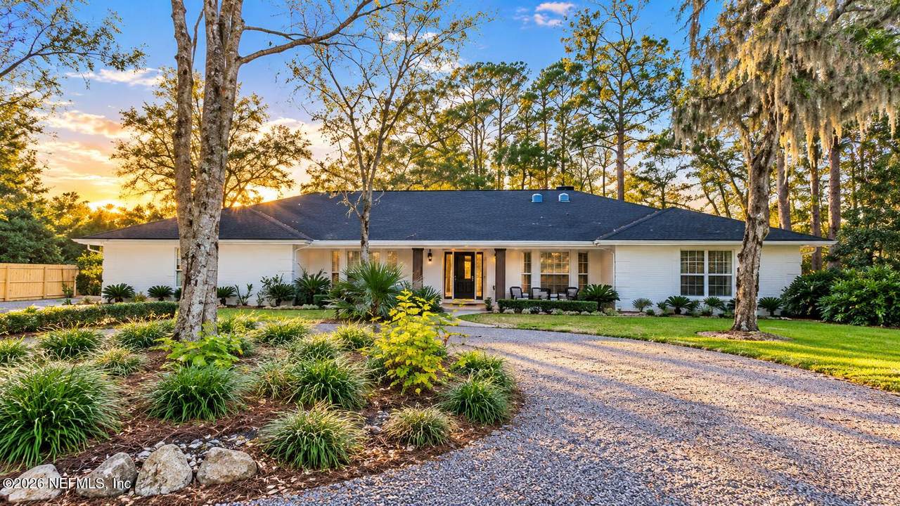 836 Mandalay Road - Photo 1