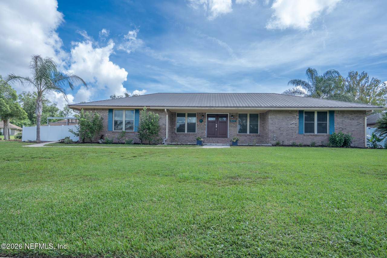 377 Foxridge Road - Photo 1