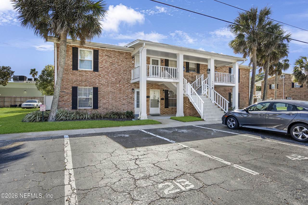 405 Flagler Boulevard - Photo 1