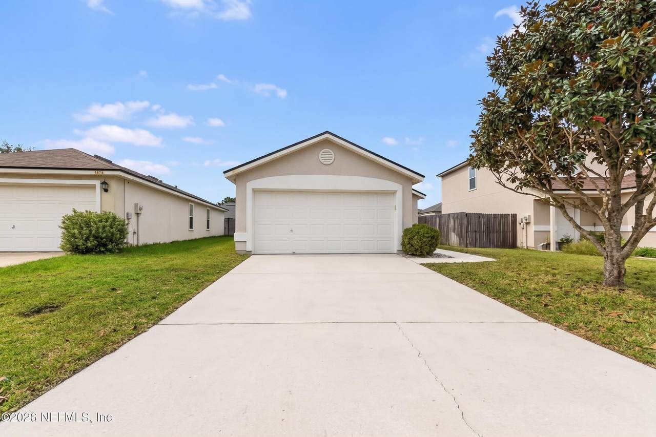 1868 Pineta Cove Drive - Photo 1