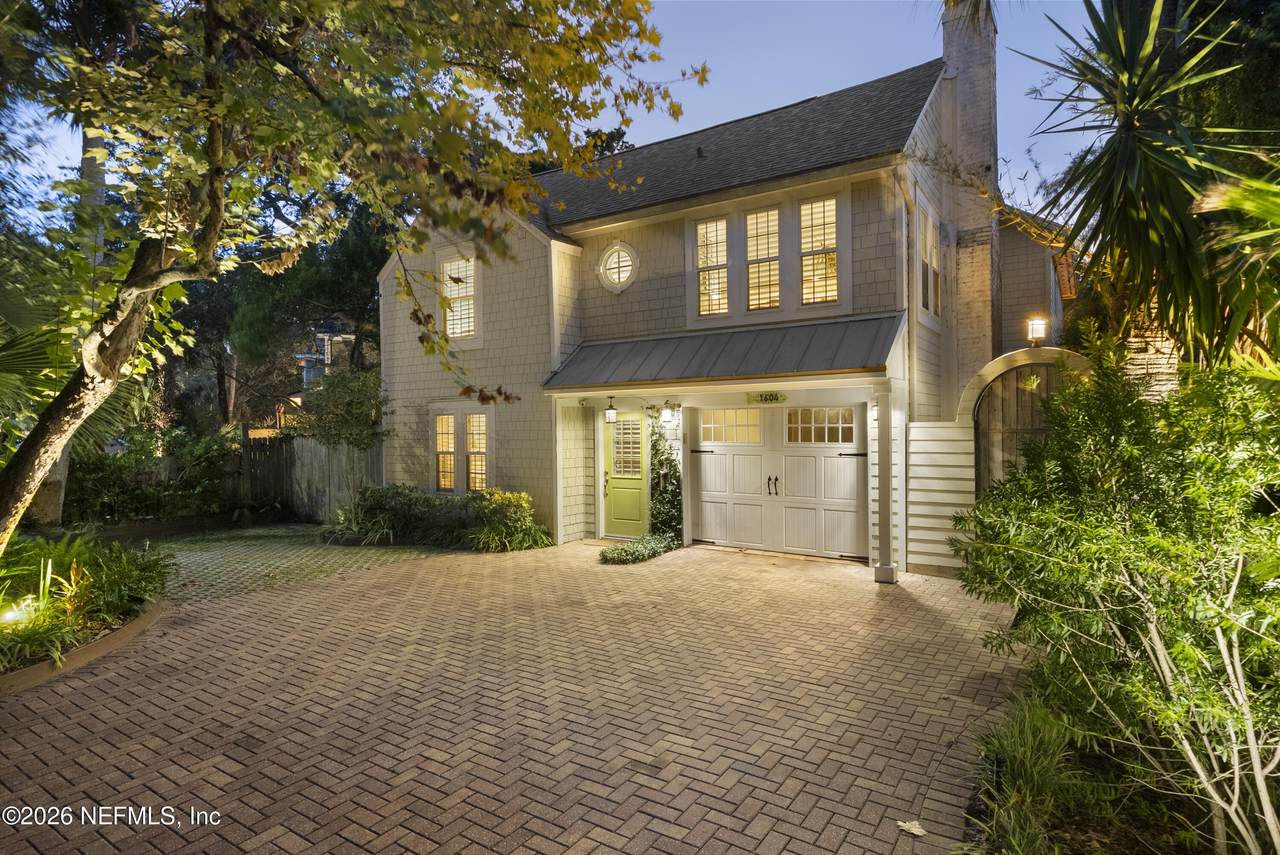 1604 Coquina Place - Photo 1