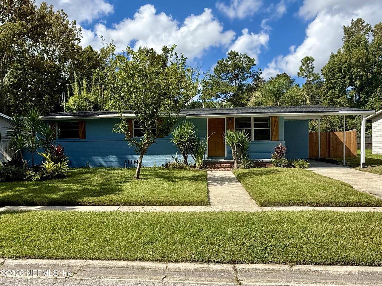2720 Robinette Drive - Photo 1