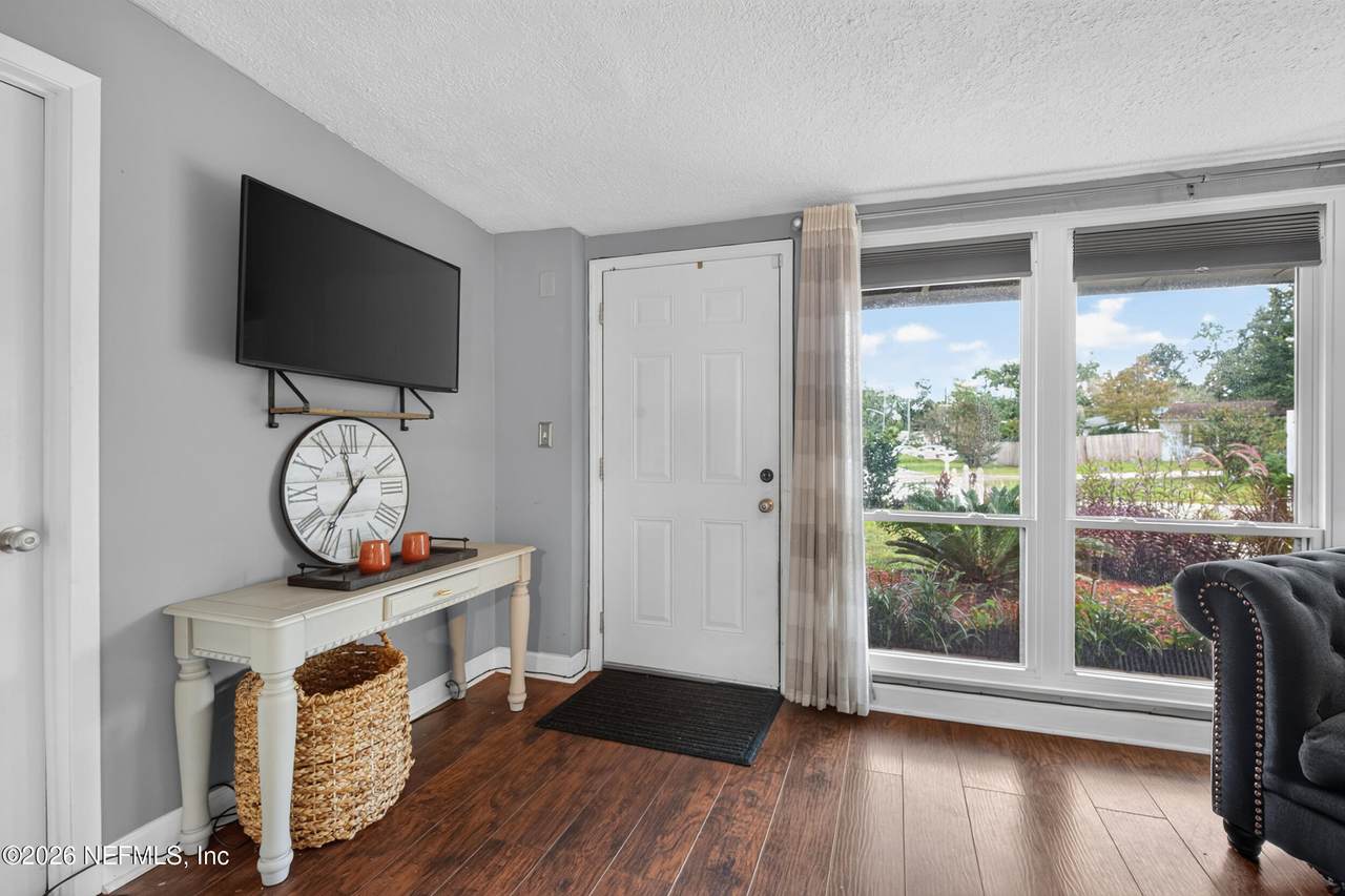 3048 Lorman Drive - Photo 1