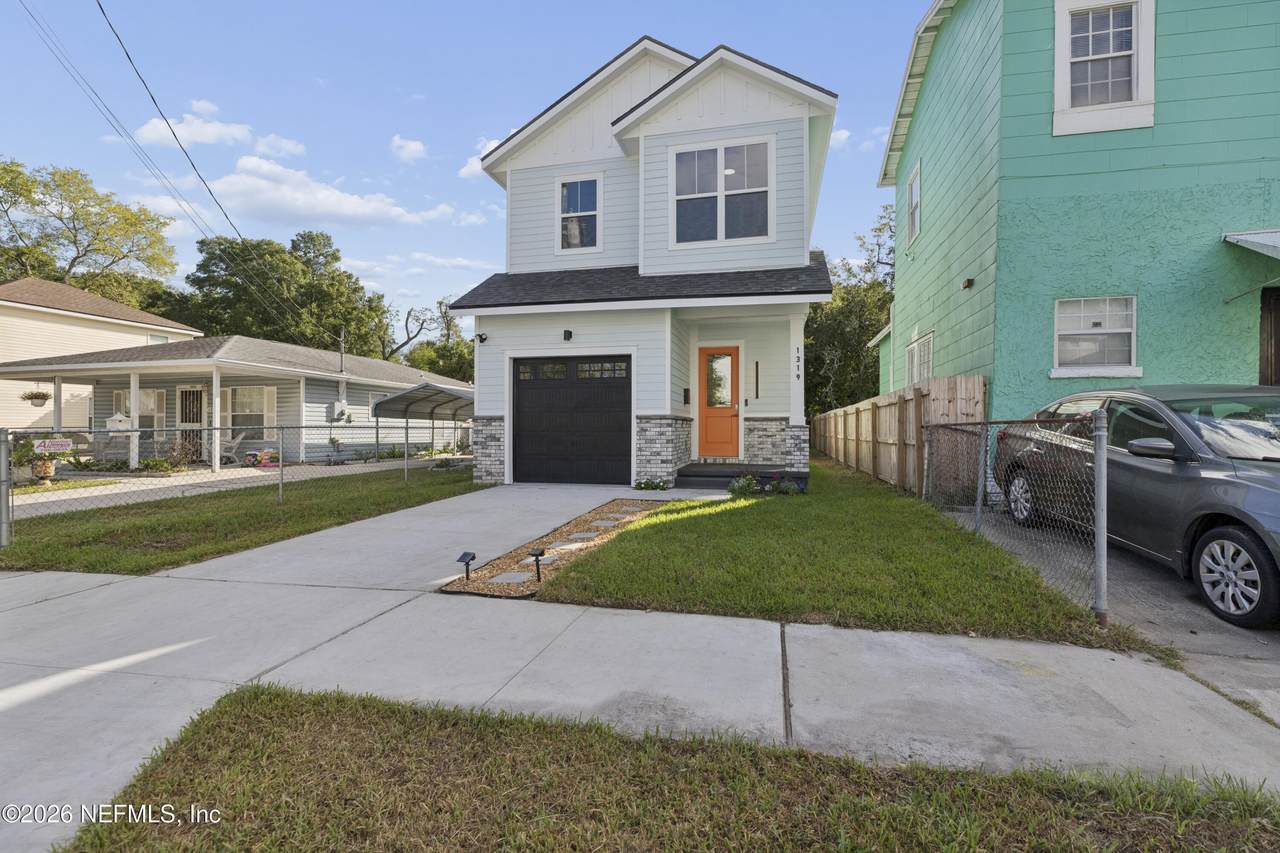 1319 Spearing Street - Photo 1