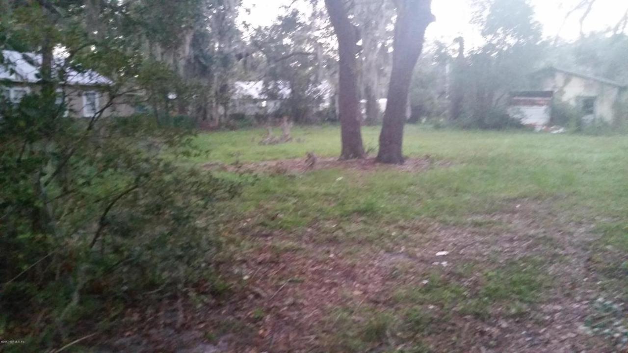 Address Not Published - Photo 1
