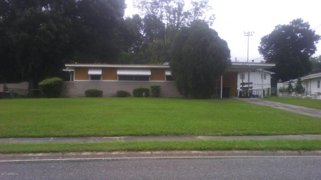 4313 Clyde Dr - Photo 1