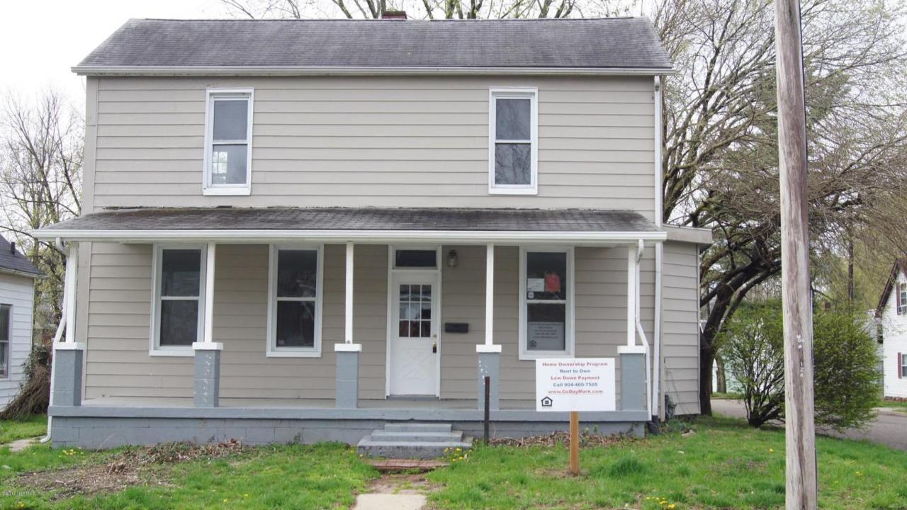 124 Brackett St - Photo 1