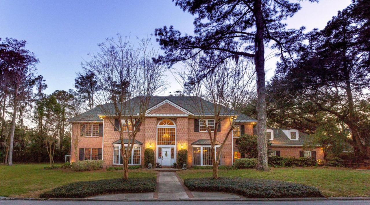 1020 Oriental Gardens Rd - Photo 1