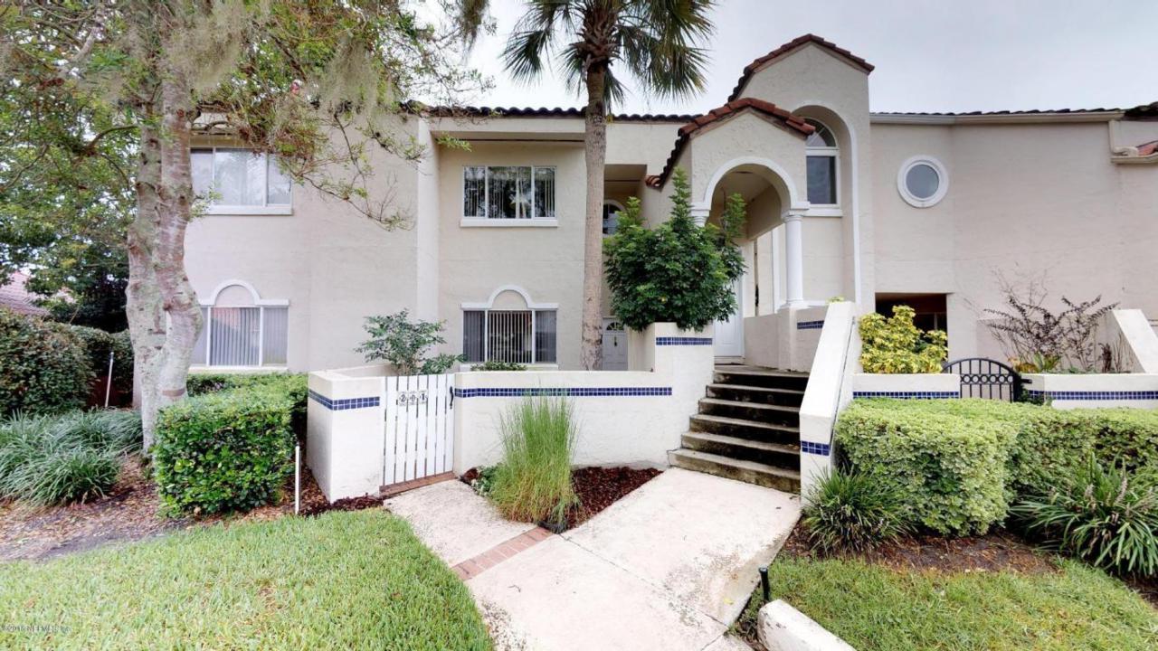 4020 Lavista Cir - Photo 1