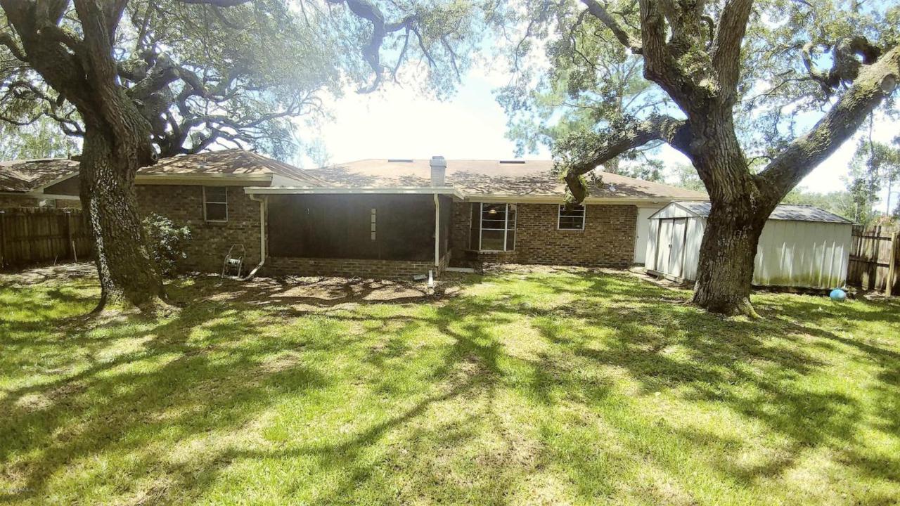 2623 Grafton Dr - Photo 1