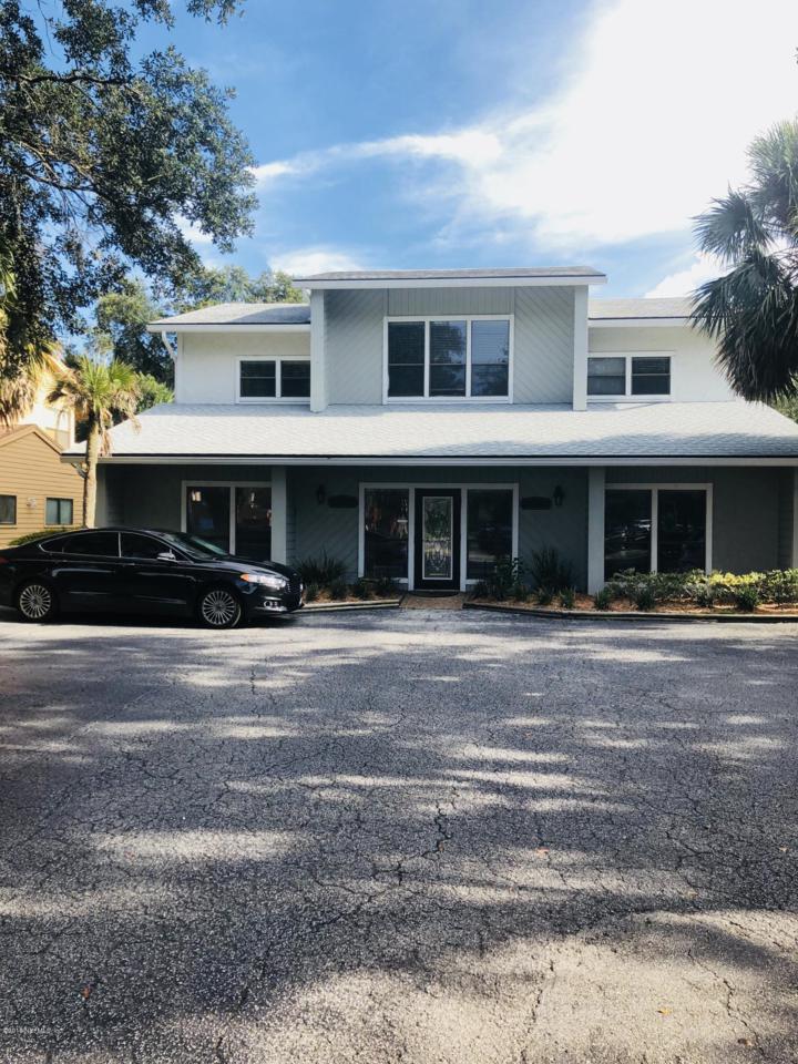 9086 Cypress Green Dr - Photo 1