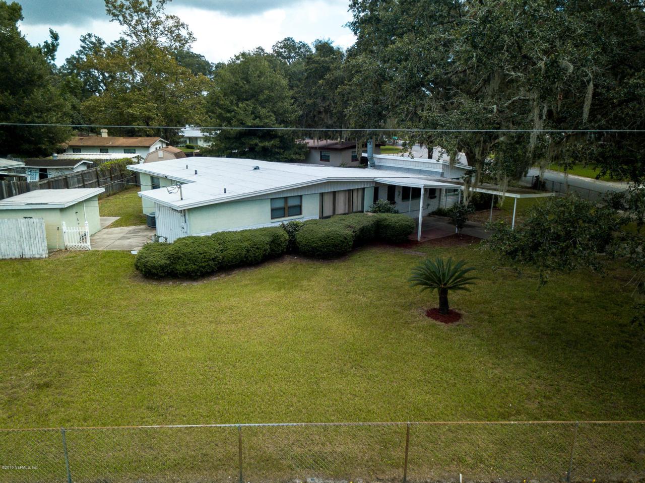 8043 Patou Dr - Photo 1