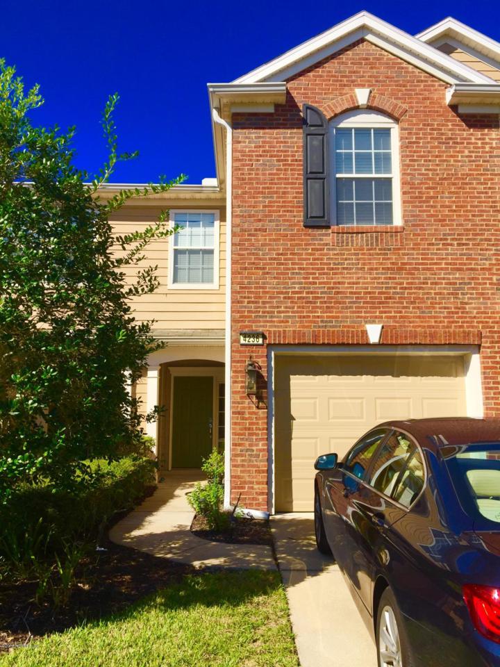 4236 Highwood Dr - Photo 1