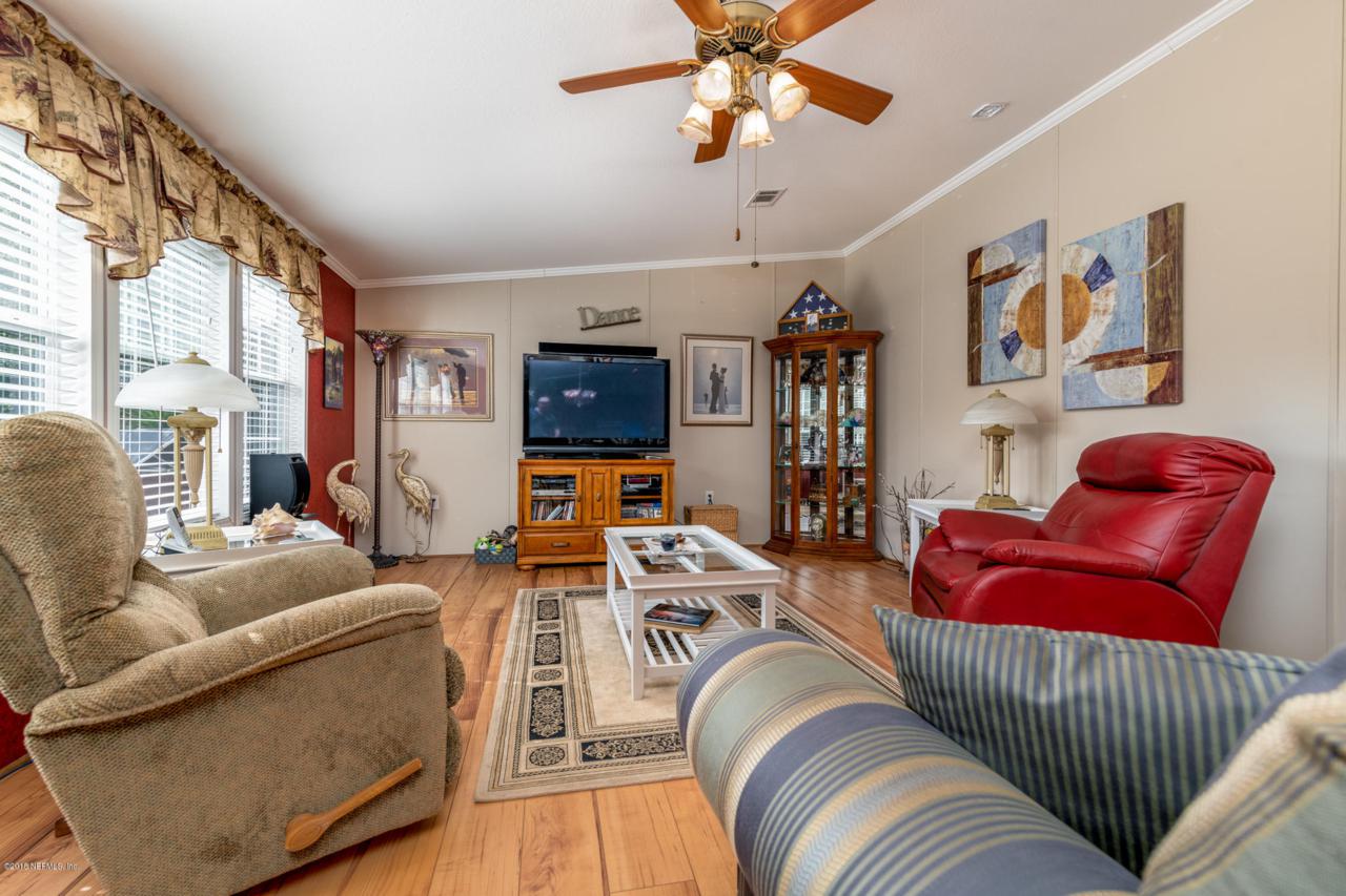334 Paradise Cir - Photo 1