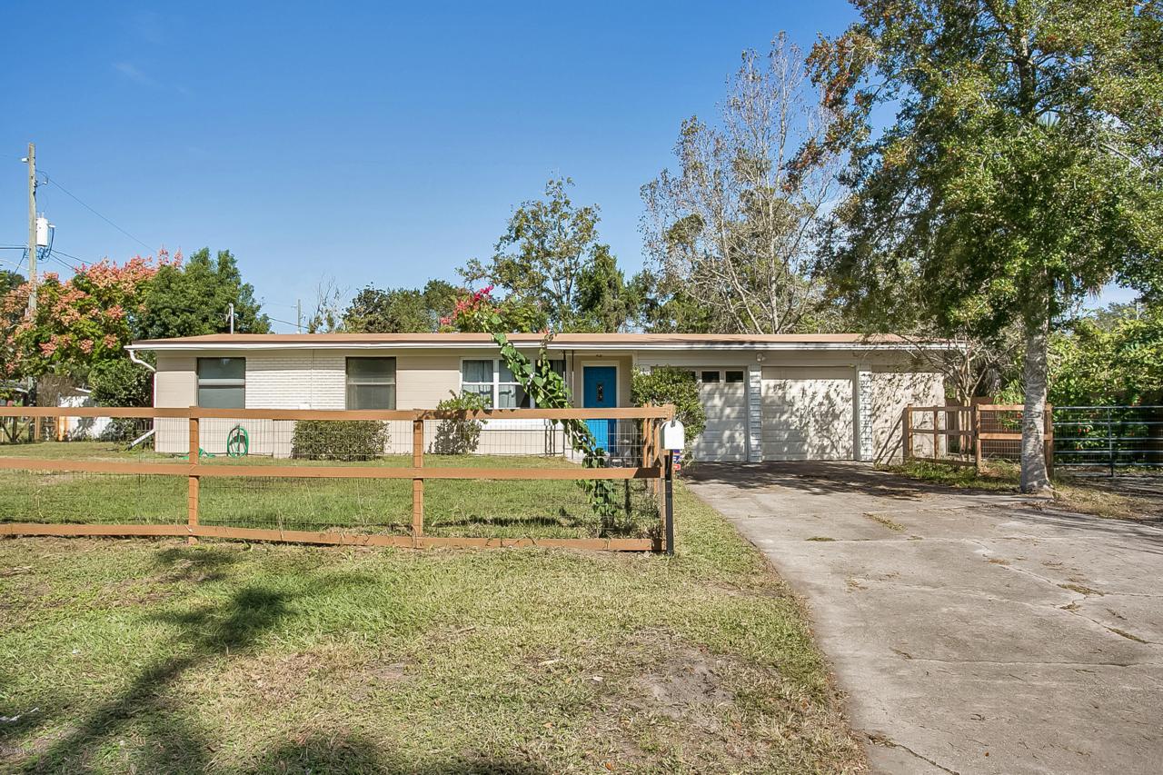 6339 Columbine Dr - Photo 1