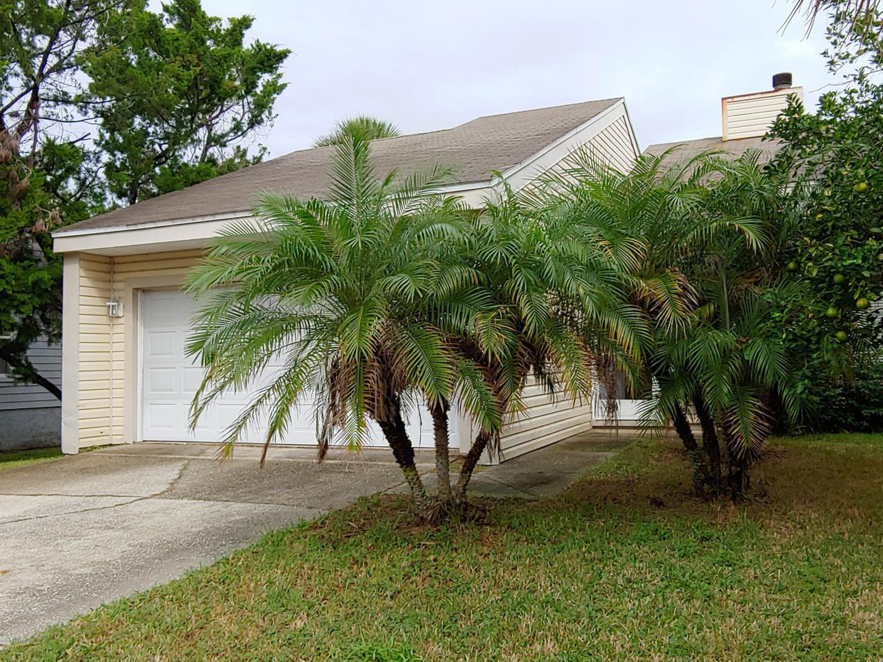 428 Arricola Ave - Photo 1