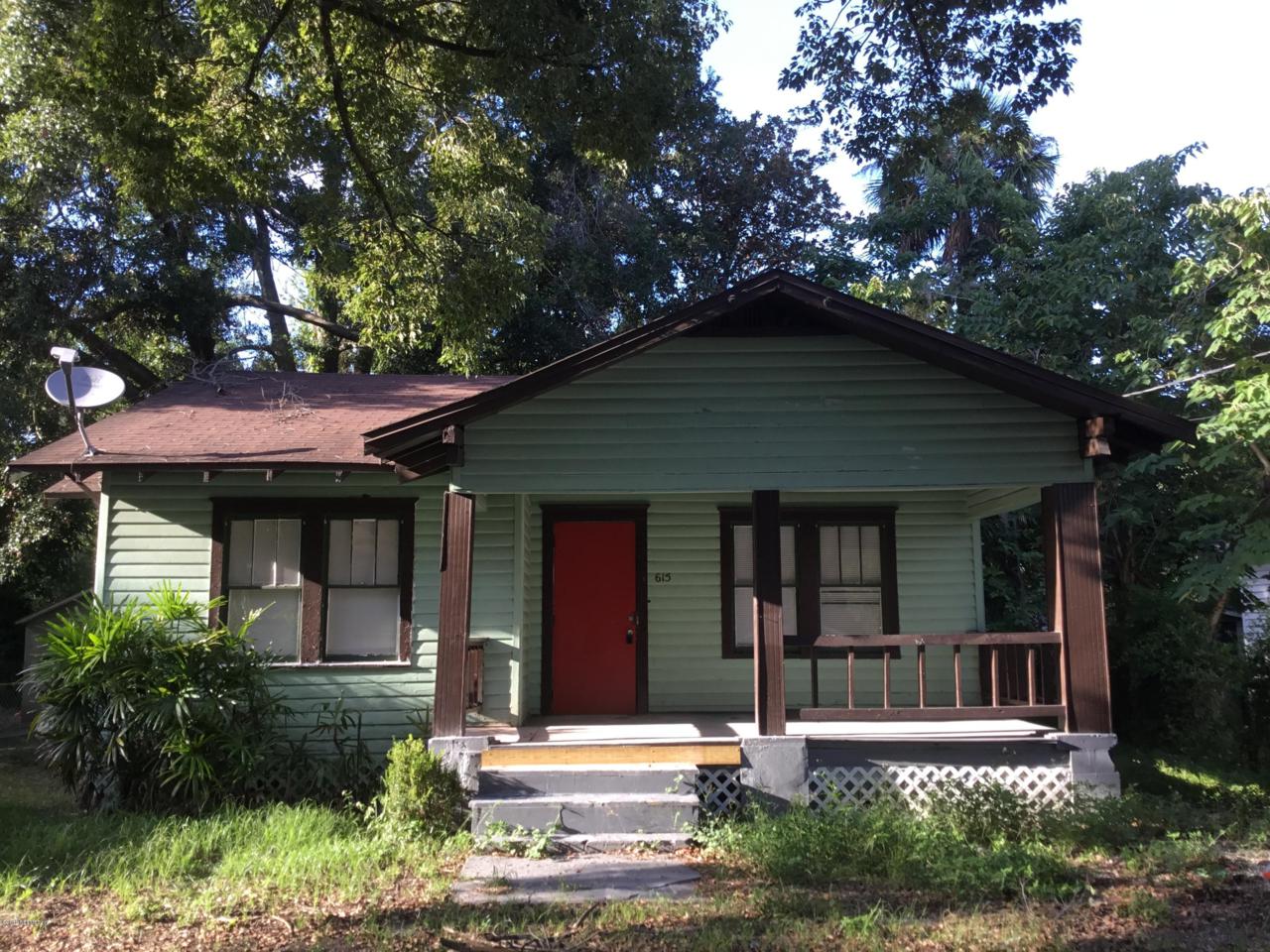 615 60TH St - Photo 1