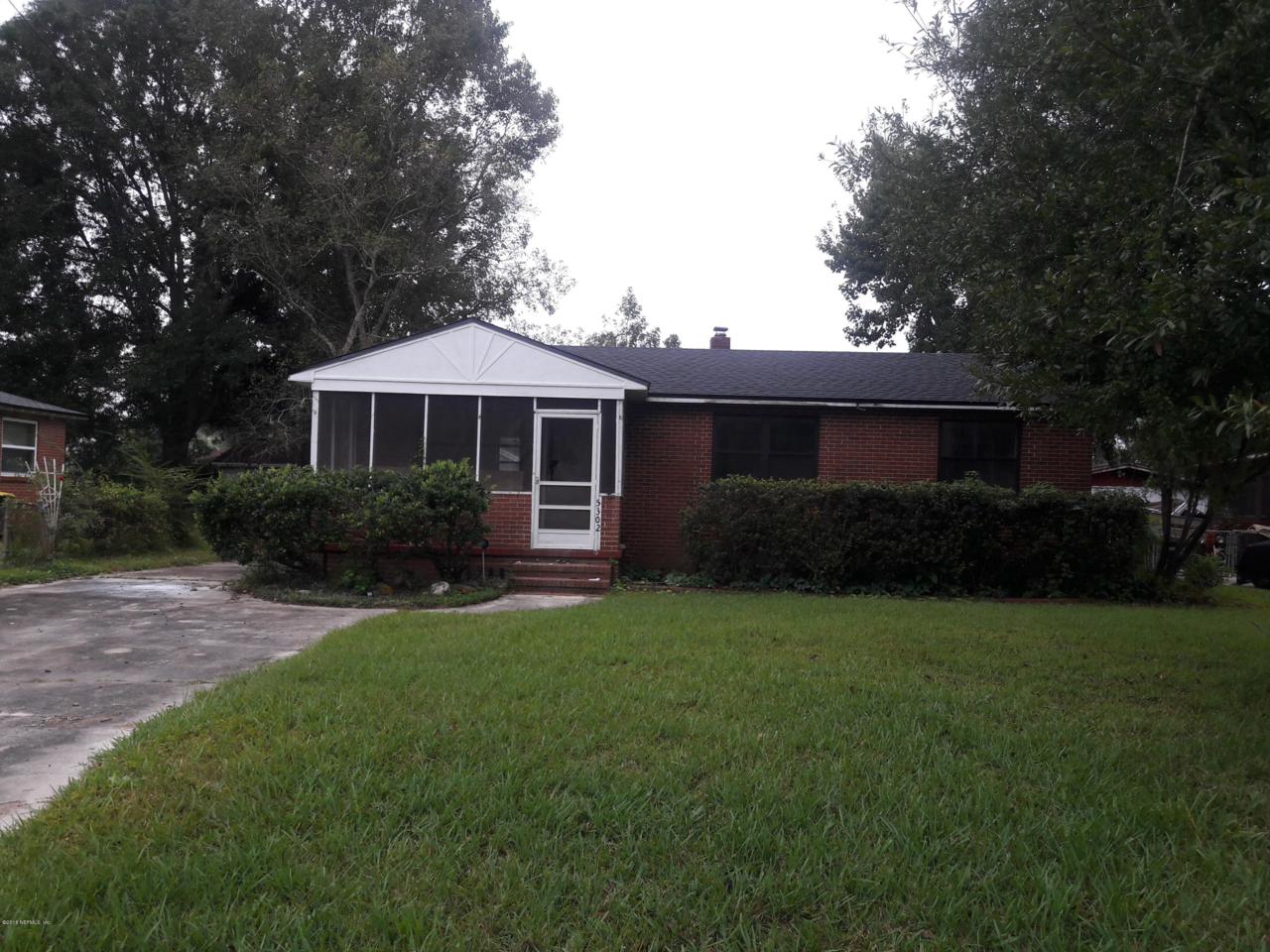 5302 Redrac St - Photo 1