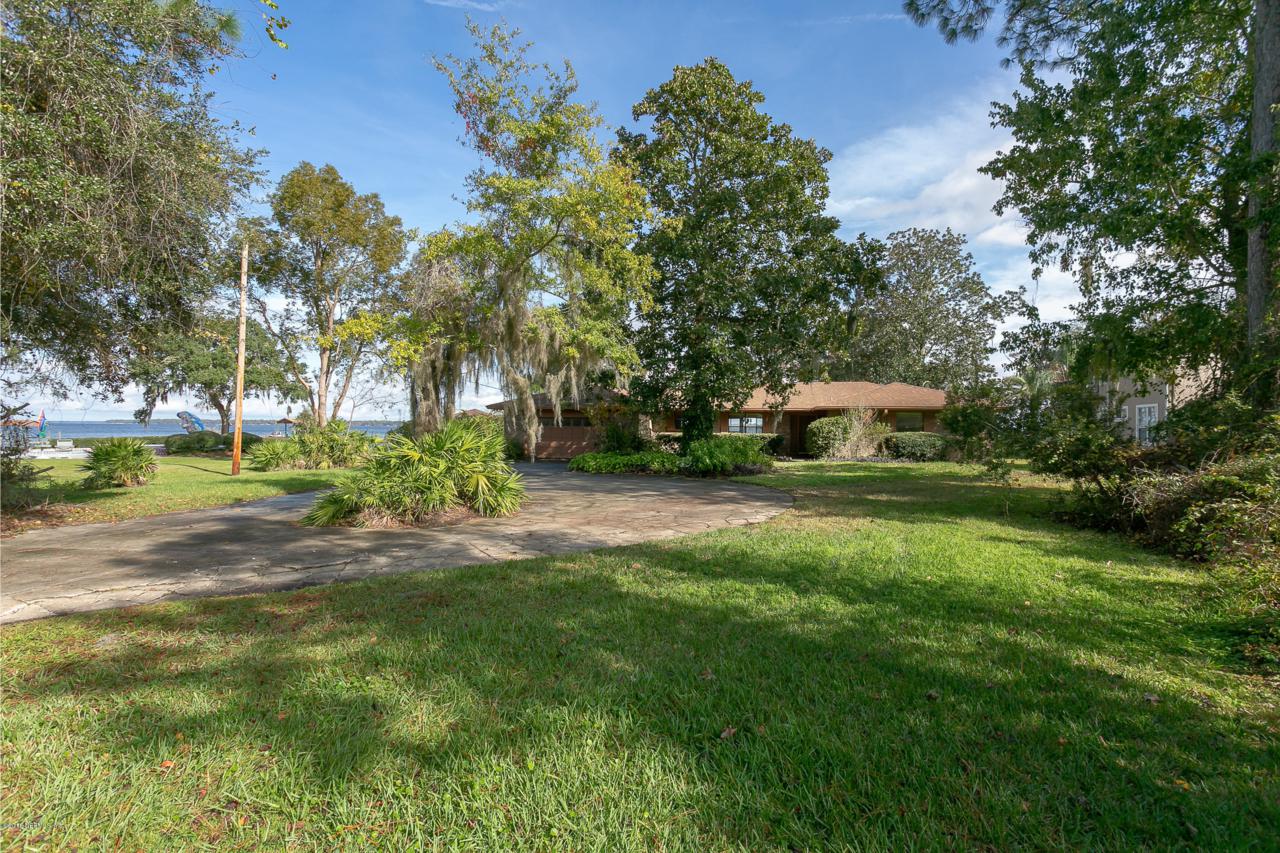 3239 River Rd - Photo 1