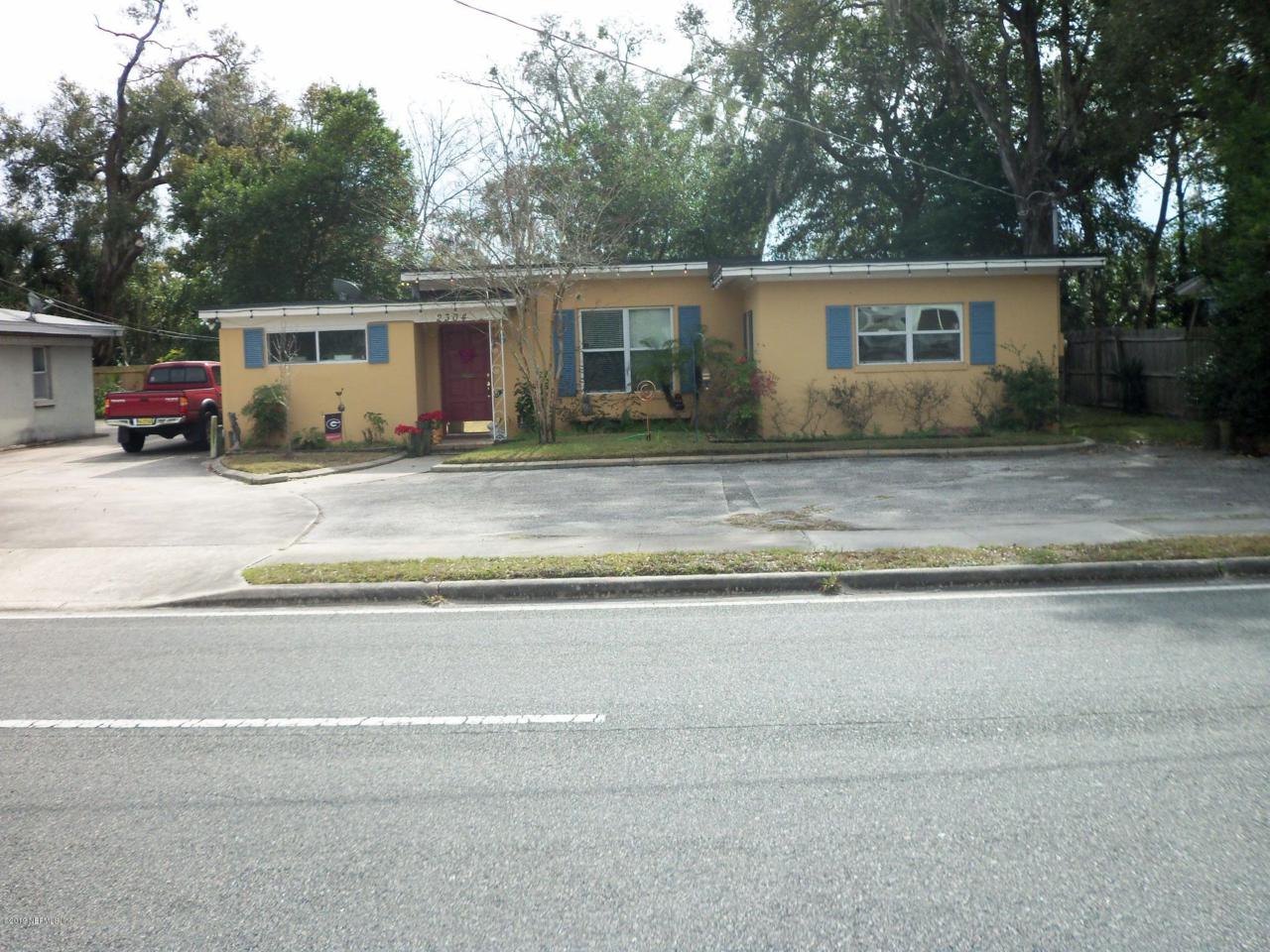 2304 University Blvd - Photo 1