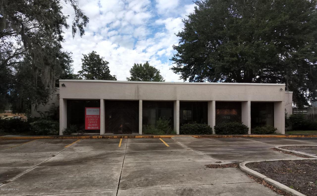 5911 Arlington Rd - Photo 1