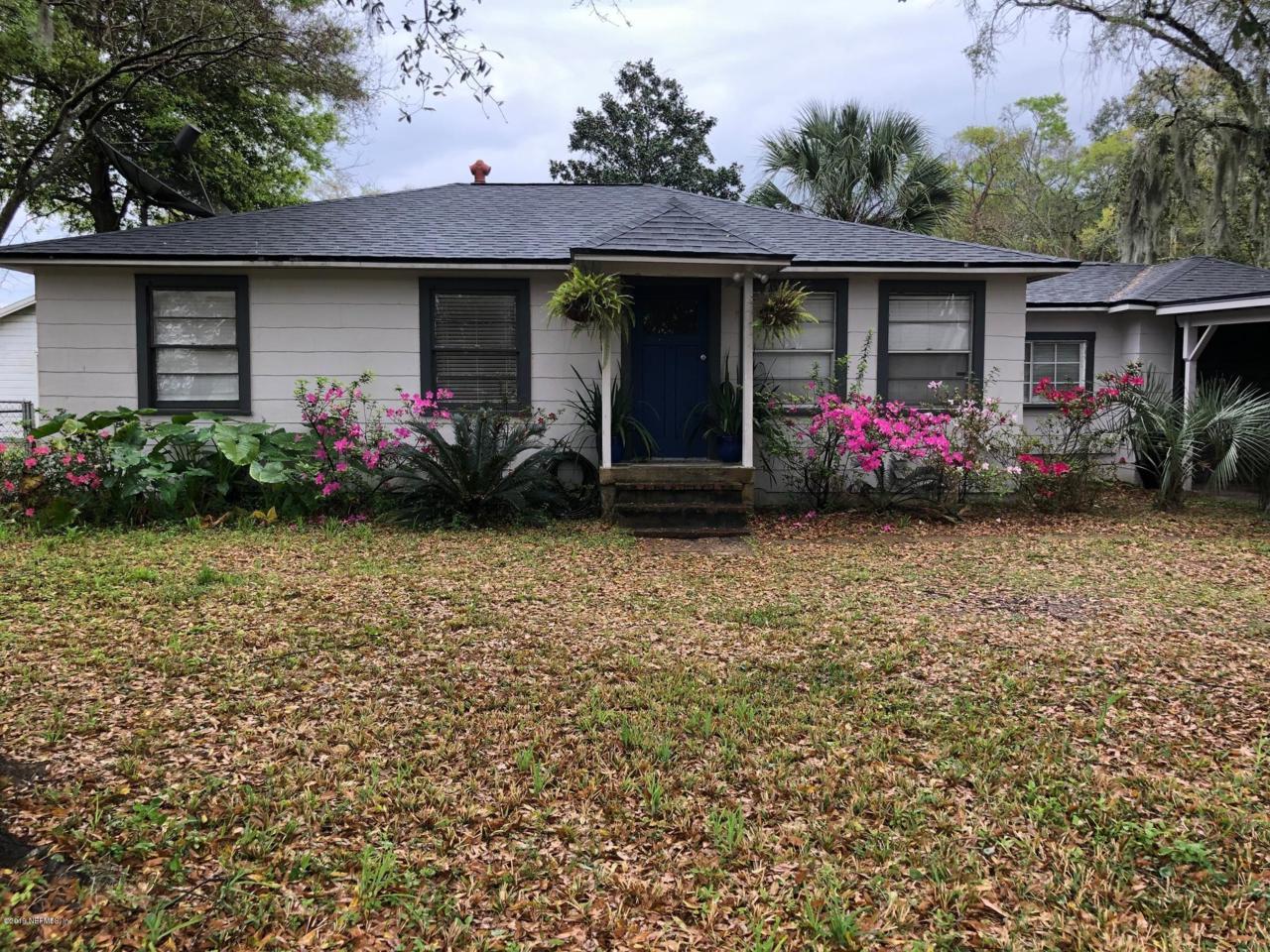 1525 Hickman Rd - Photo 1