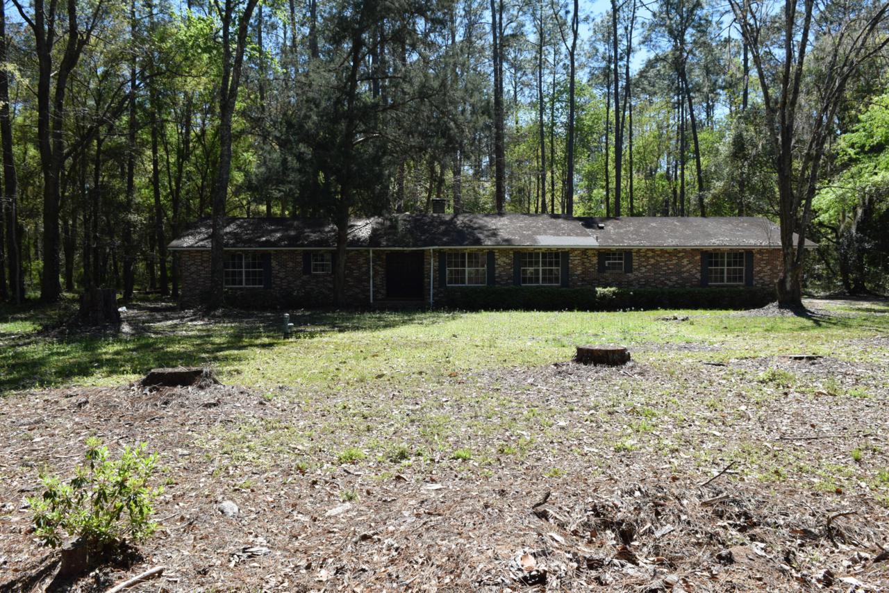 2040 154TH St - Photo 1