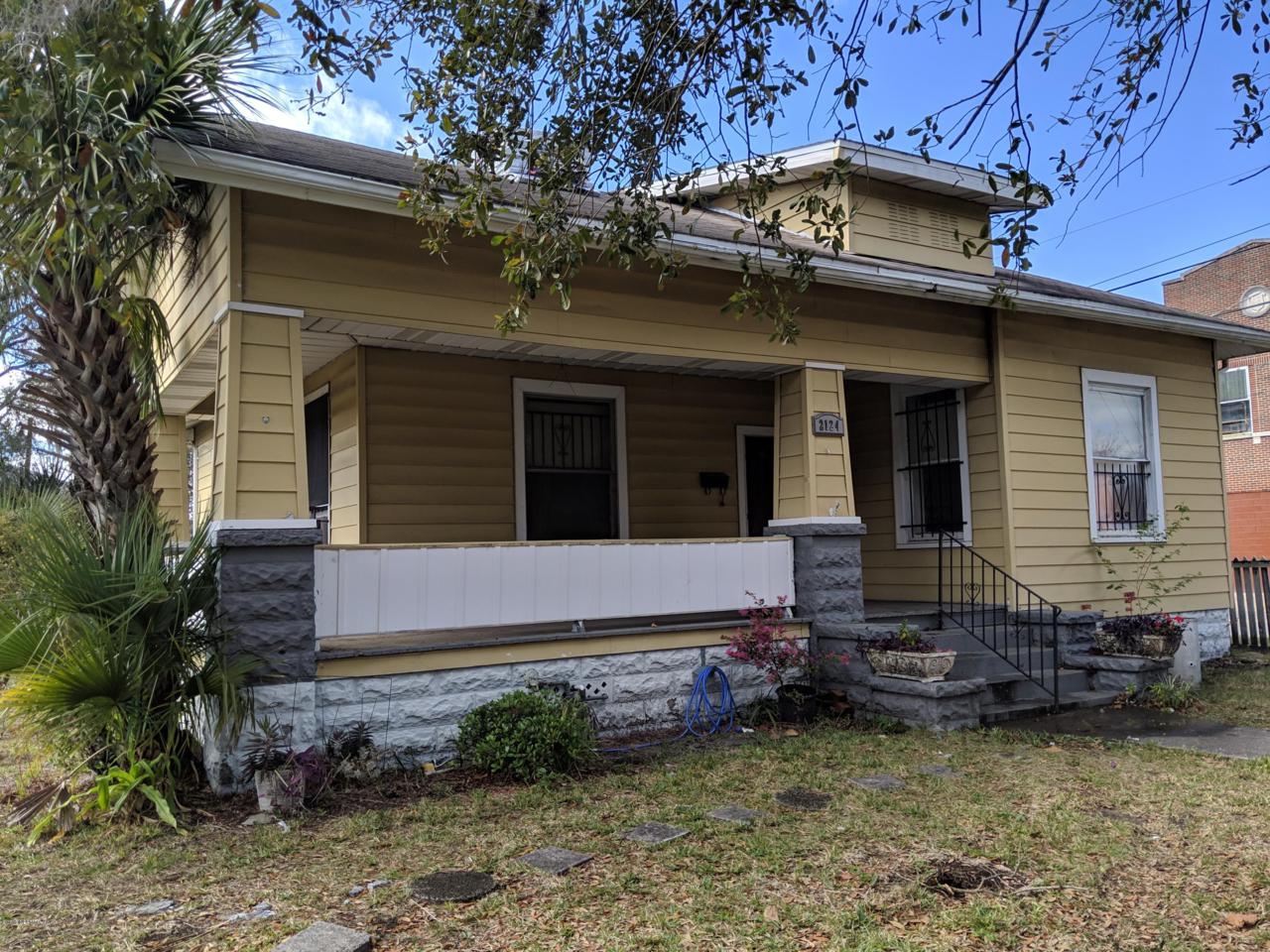 2124 Pearl St - Photo 1