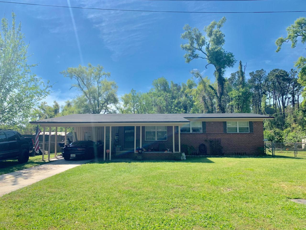 7438 Skye Dr - Photo 1