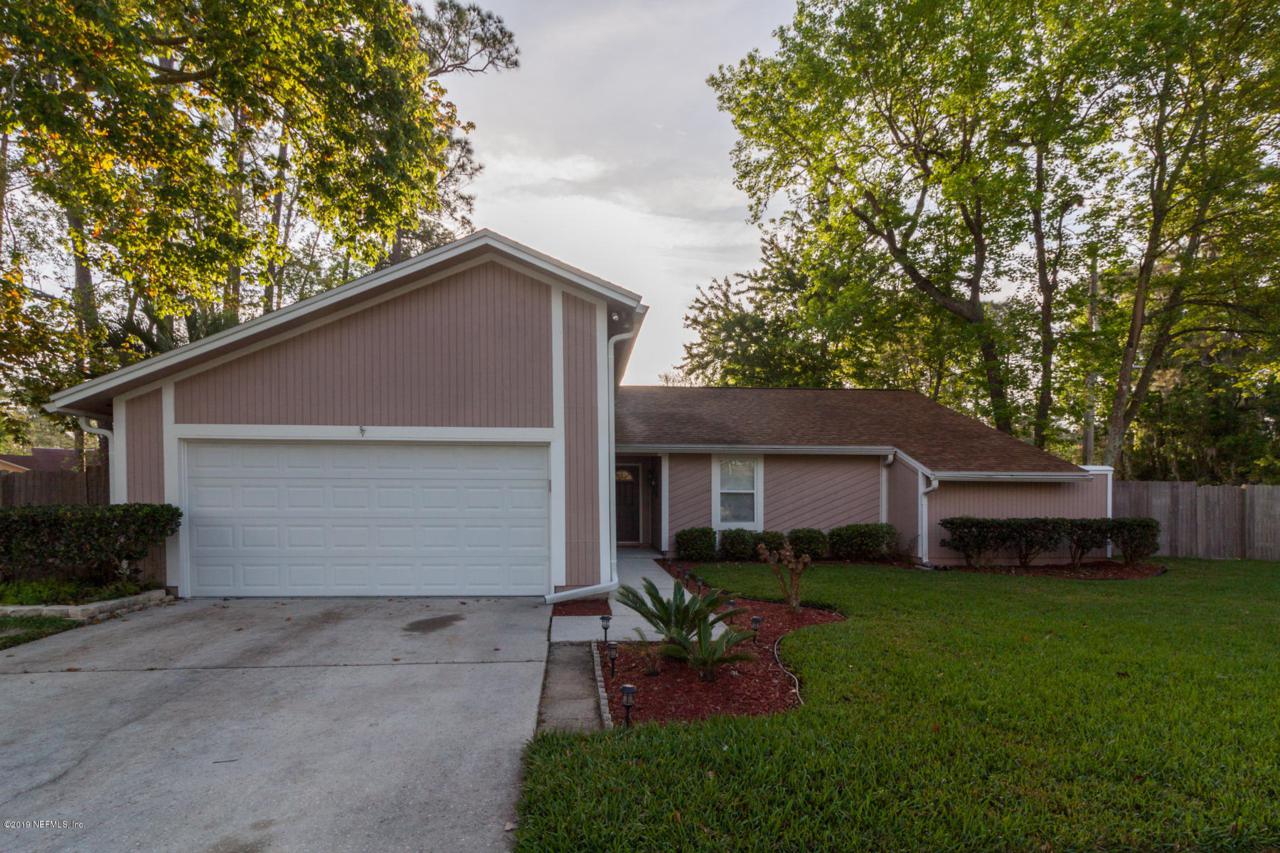10533 Docksider Dr - Photo 1