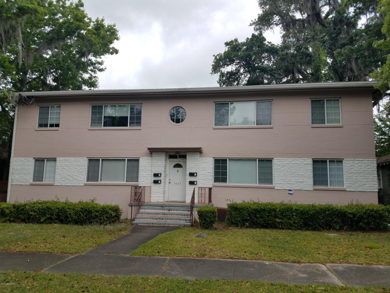 3637 Oak St - Photo 1