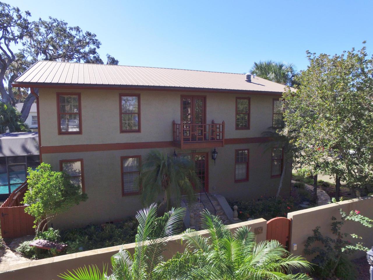 49 1/2 Carrera St - Photo 1
