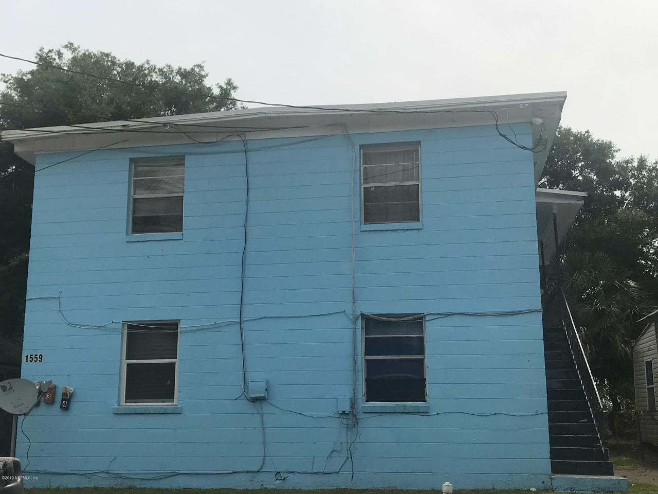 1559 Van Buren St - Photo 1