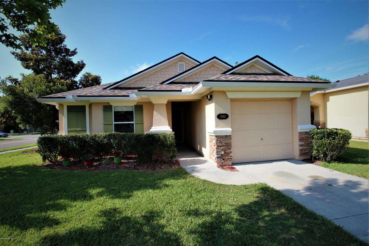 700 Wynfield Cir - Photo 1