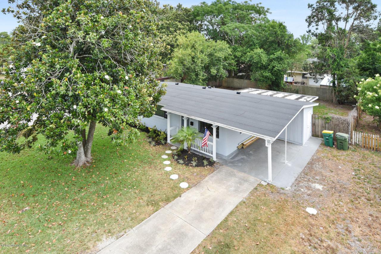 1212 15TH Ave - Photo 1